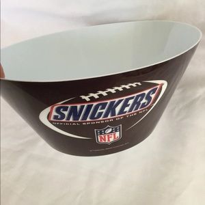 Snickers Official Sponsor Of NFL, Candy Bowl
